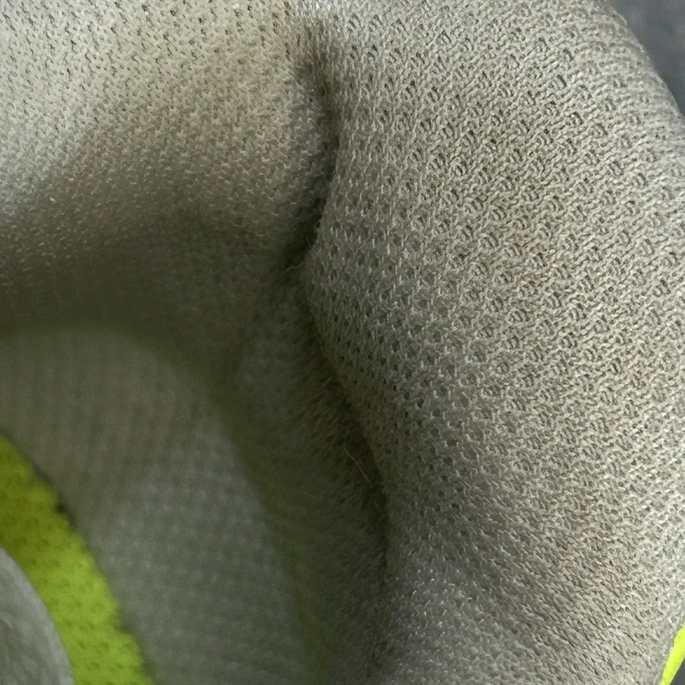 Nike Air Force 1 Low GS White Grey Volt Youth 7Y FN3875-101‎ Shoes